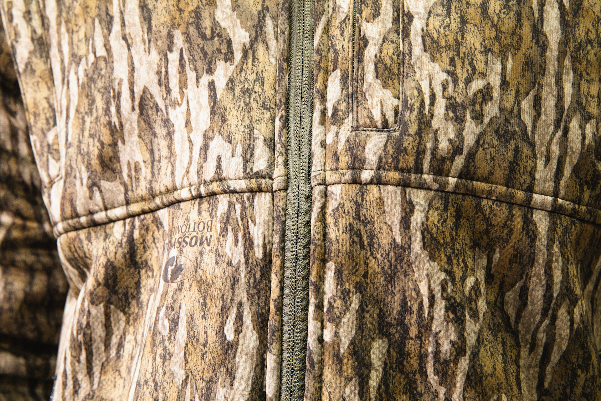 #mossy_oak_bottomland