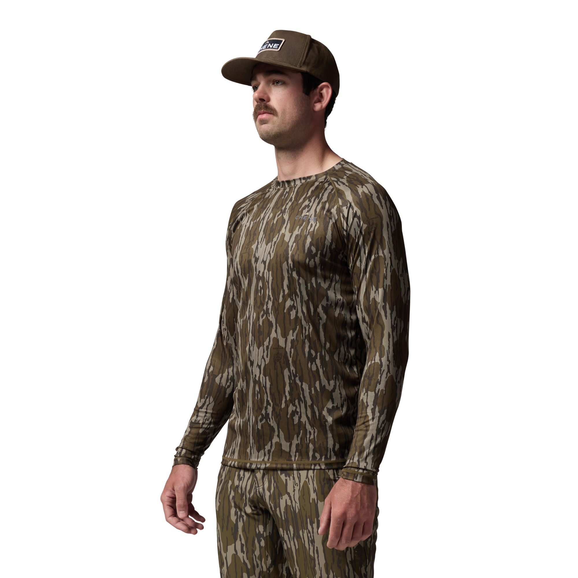 Vale 105 Synthetic Crew L/S in Mossy Oak Original Bottomland, on model #mossy_oak_original_bottomland