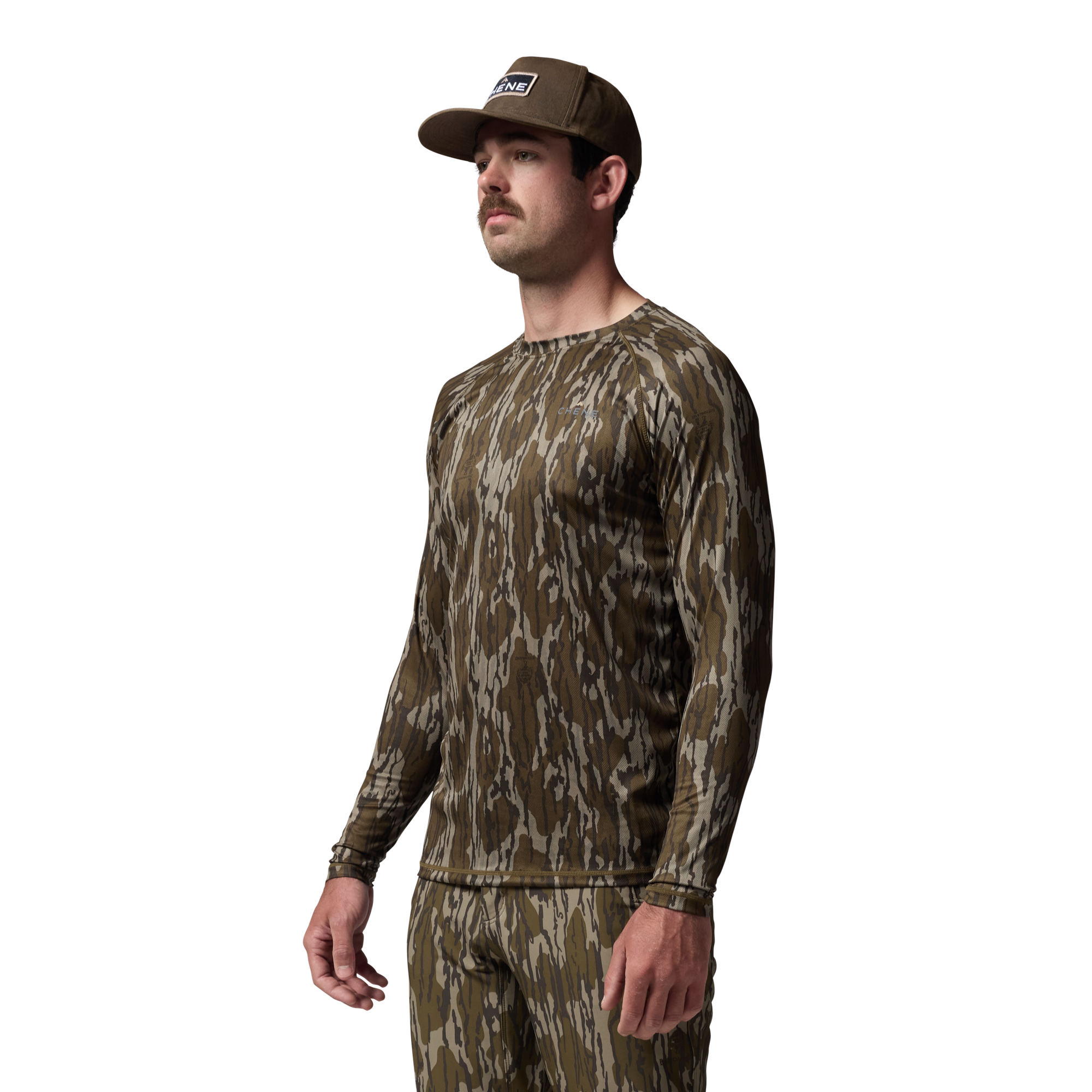 Vale 105 Synthetic Crew L/S in Mossy Oak Original Bottomland, on model #mossy_oak_original_bottomland
