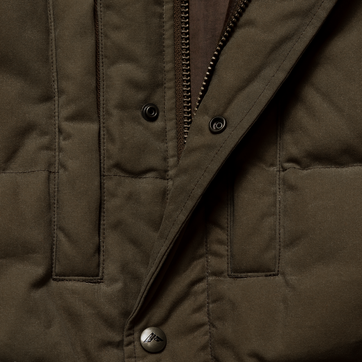Founders' Reserve Waxed Down Vest in Dark Olive, macro detail #dark_olive