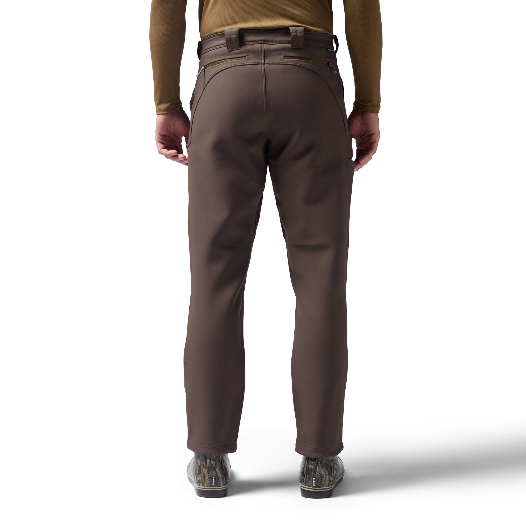 Bonded Fleece Field Pant in Brown, on model #brown