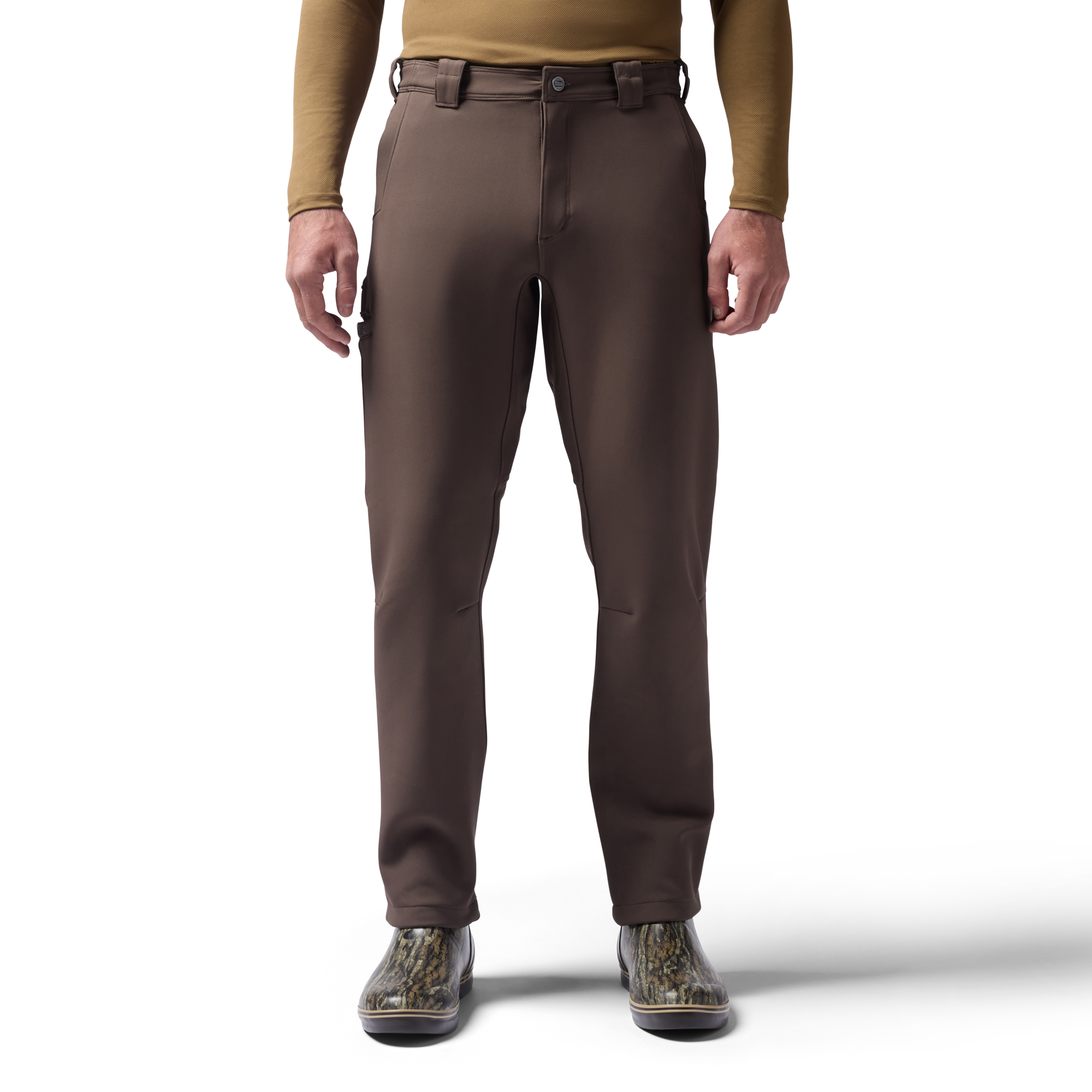 Bonded Fleece Field Pant in Brown, on model #brown