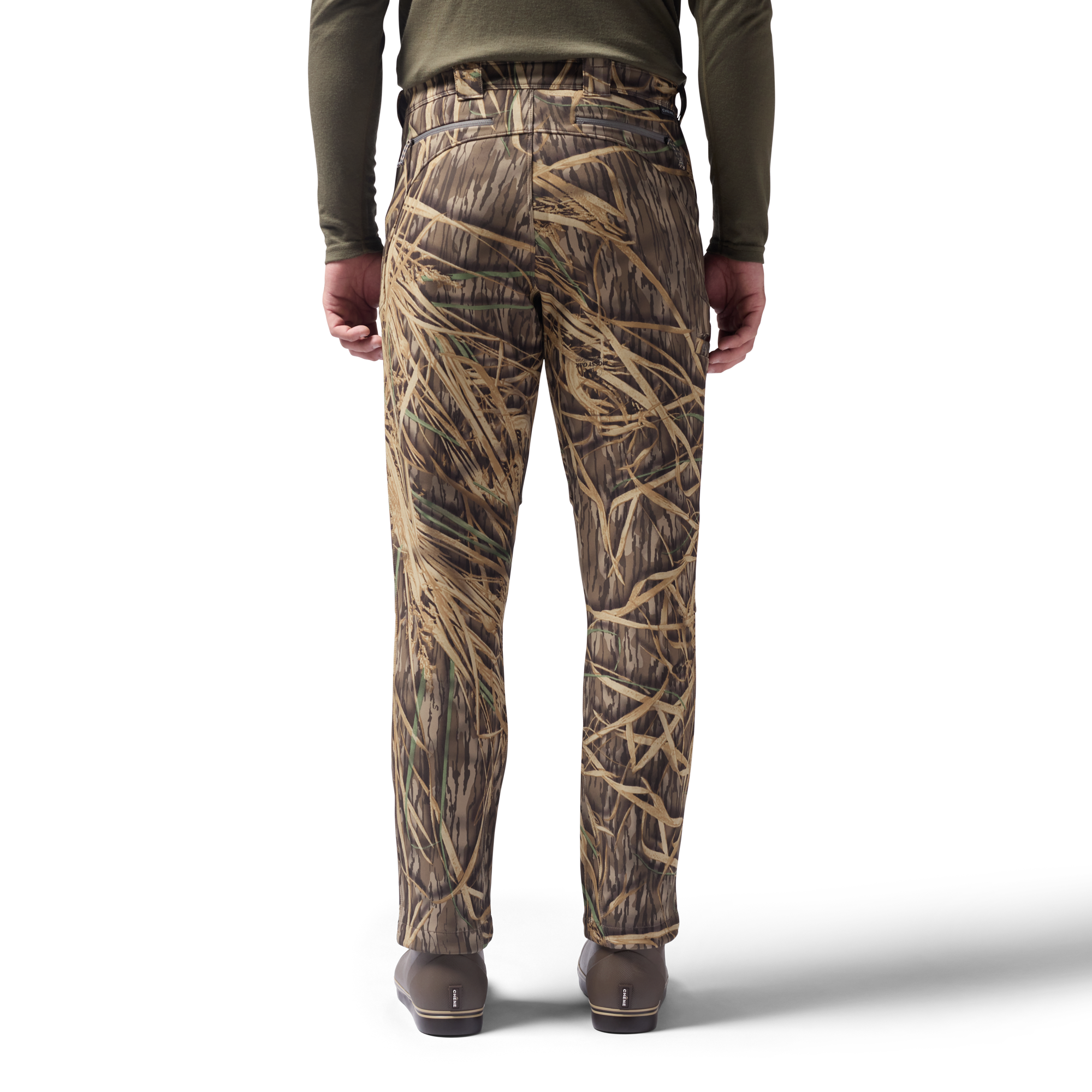 Bonded Fleece Field Pant in Mossy Oak Original Shadow Grass, on model #mossy_oak_original_shadow_grass