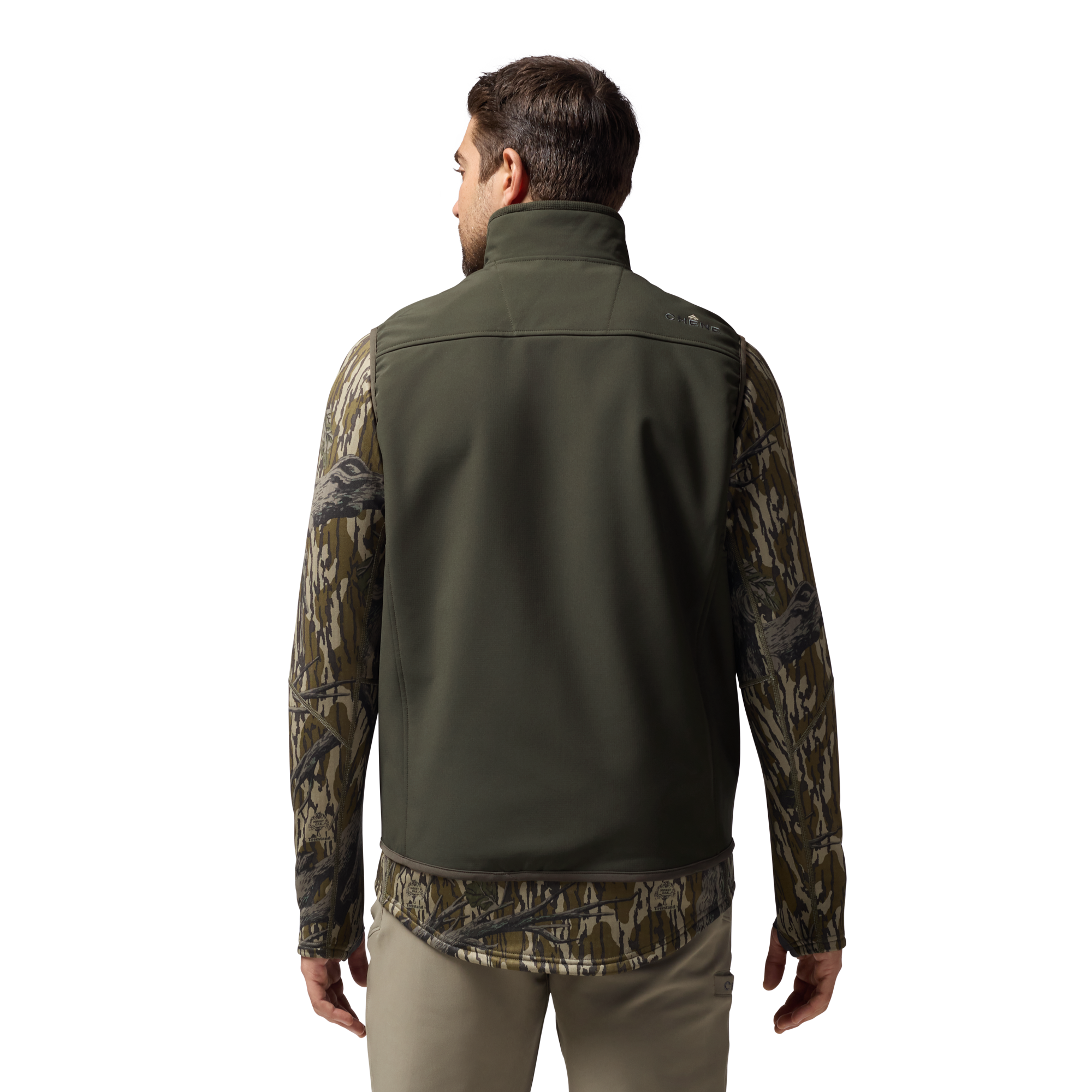Scout Vest in Dark Green, on model #dark_green