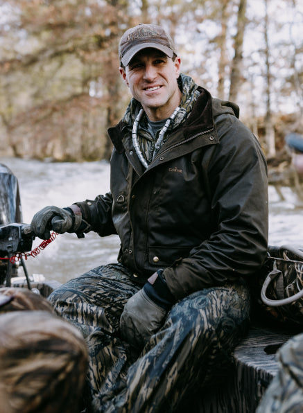 Boat ride to the hunt in Chêne Gear