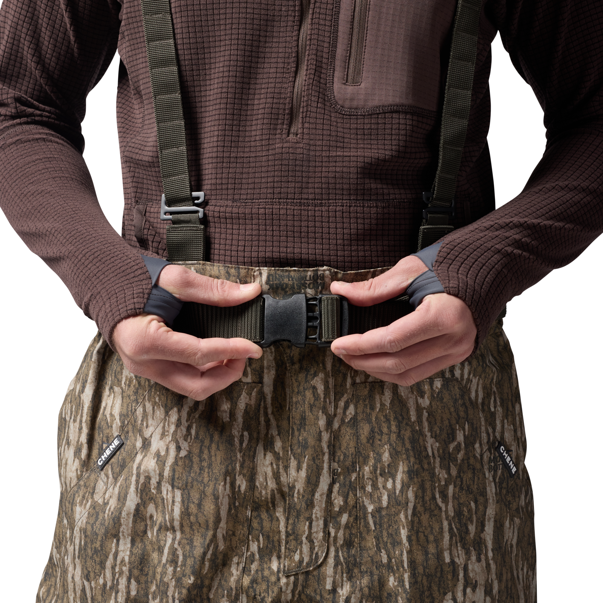 2S Wading Pant in Mossy Oak Bottomland, on model #mossy_oak_bottomland