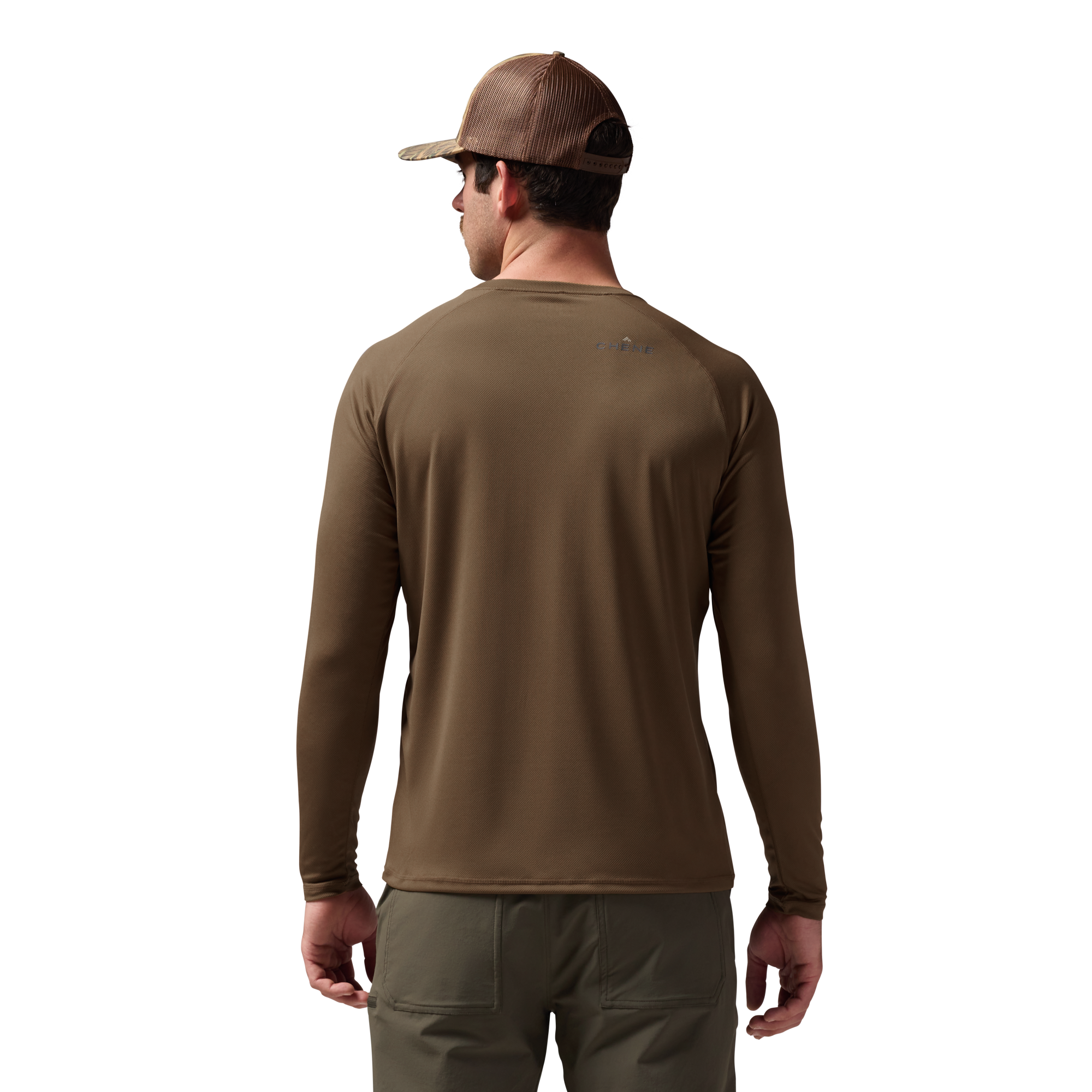 Vale 105 Synthetic Crew L/S in Field Khaki, on model #field_khaki