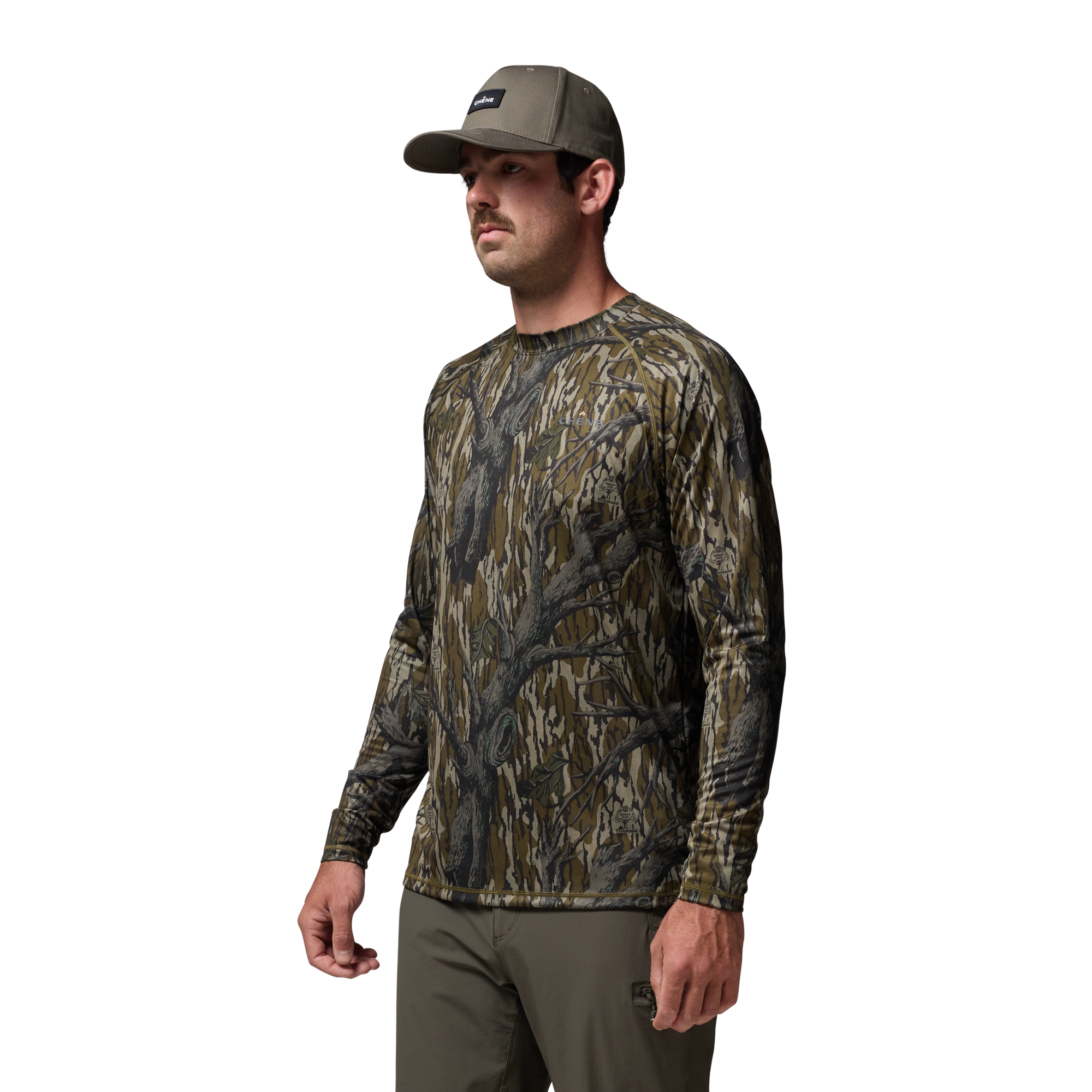 Vale 105 Synthetic Crew L/S in Mossy Oak Bottomland, on model #mossy_oak_bottomland