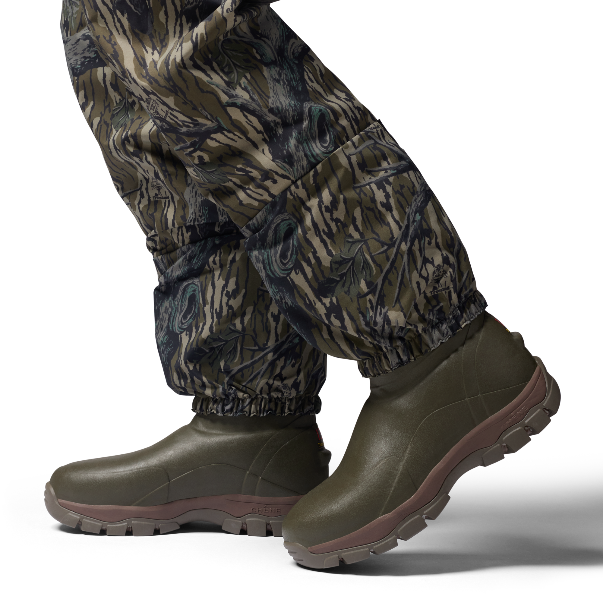 Mossy Oak Original Treestand 2S Wader in Mossy Oak Original Treestand, on model #mossy_oak_original_treestand