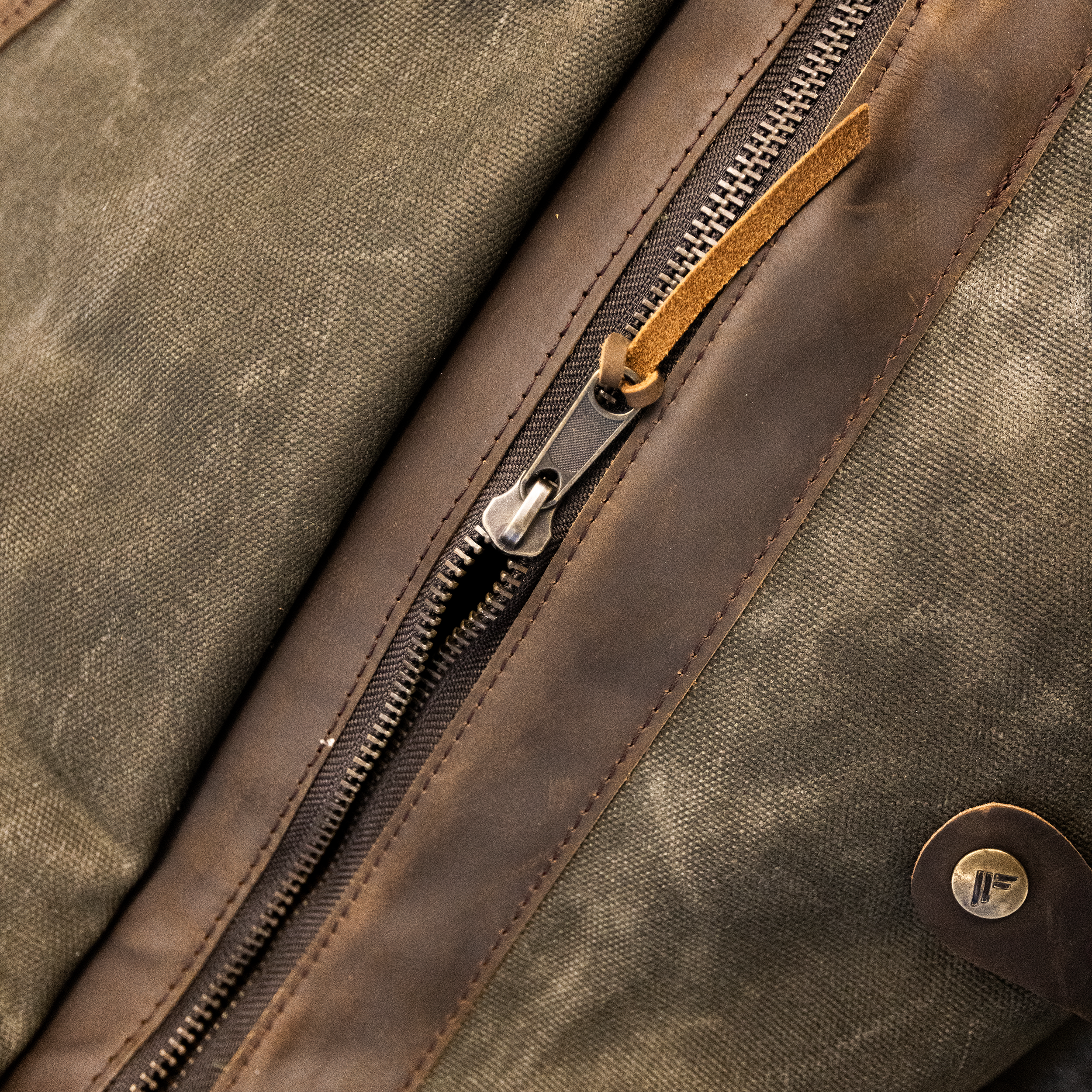 Waxed Canvas Medium Duffle Bag