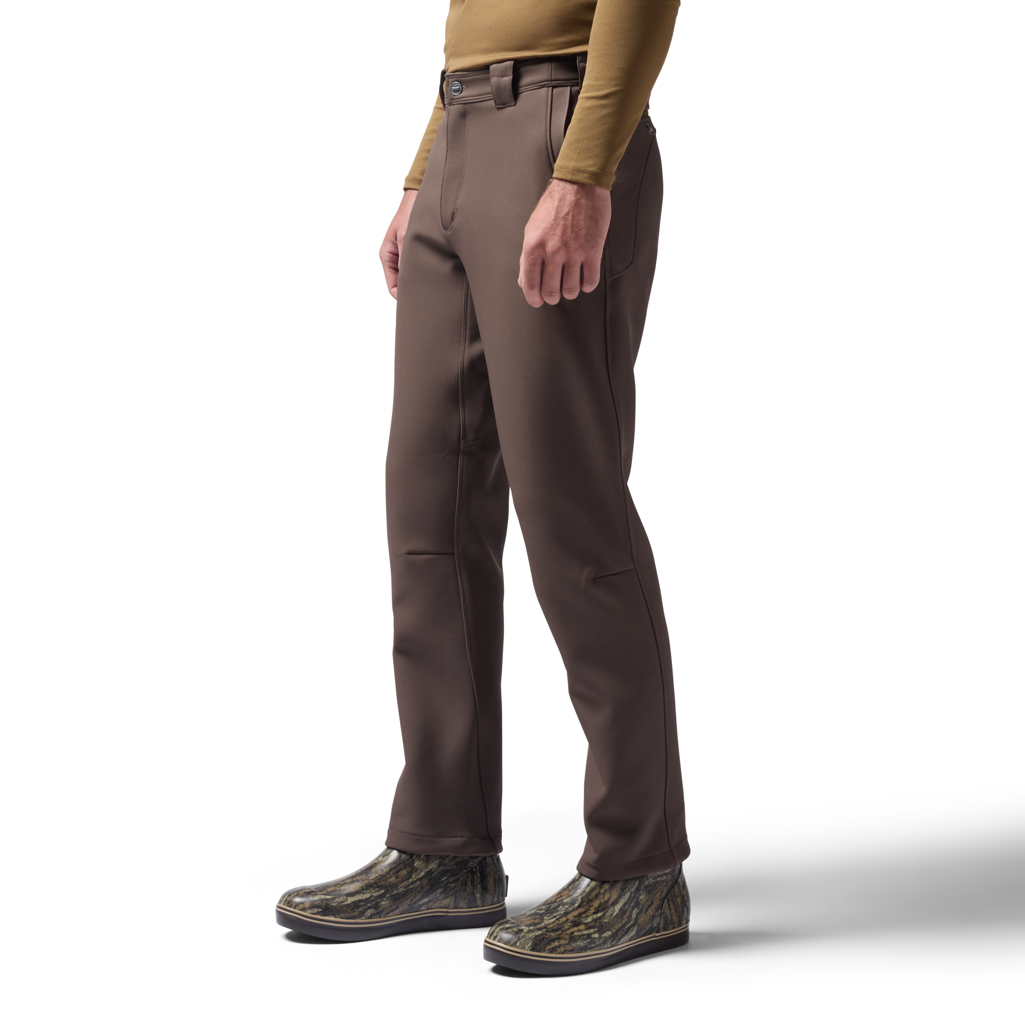 Bonded Fleece Field Pant in Brown, on model #brown